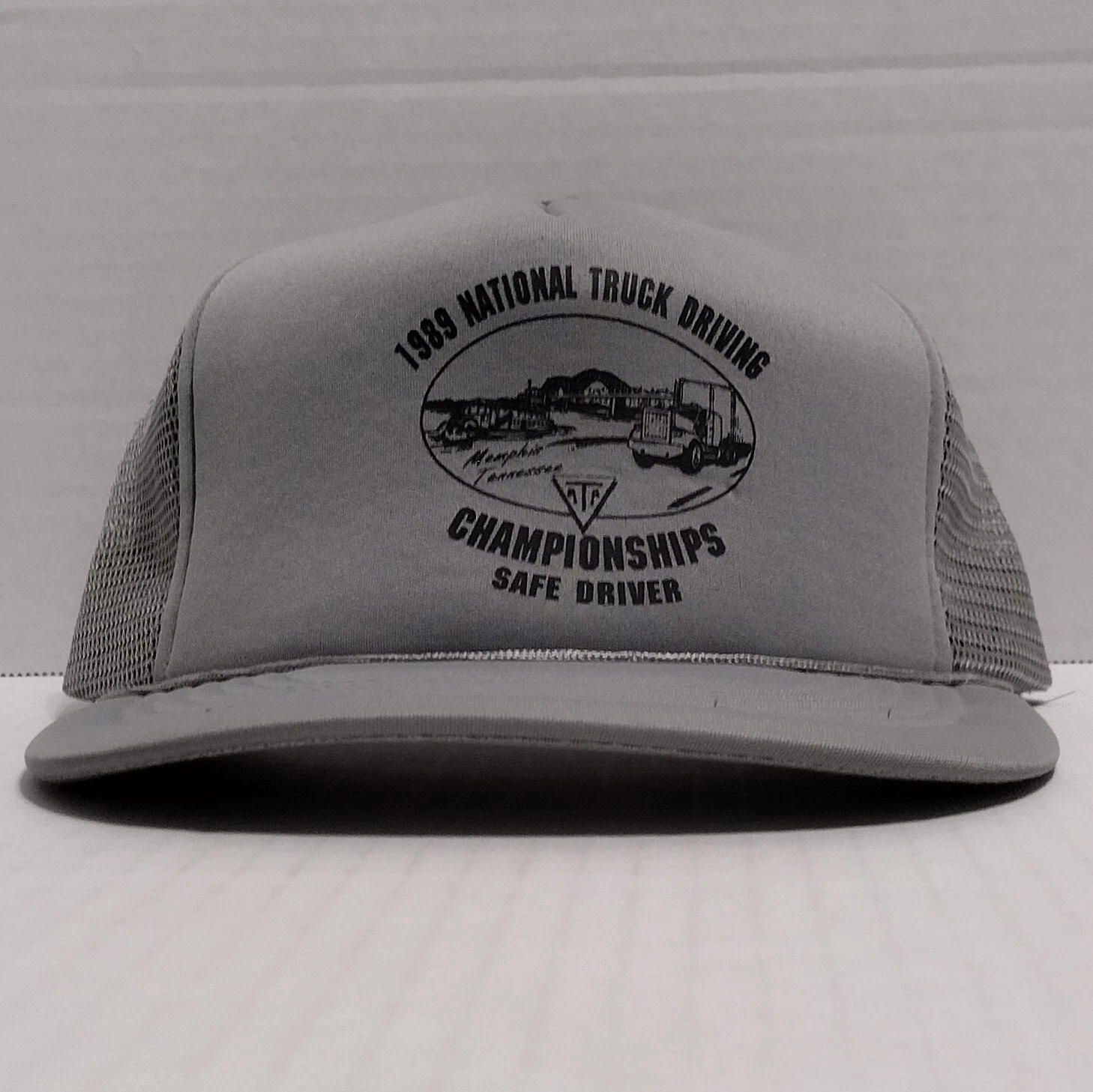 Chapeau camionneur gris vintage 1989 Supreme National Truck Driving Championships