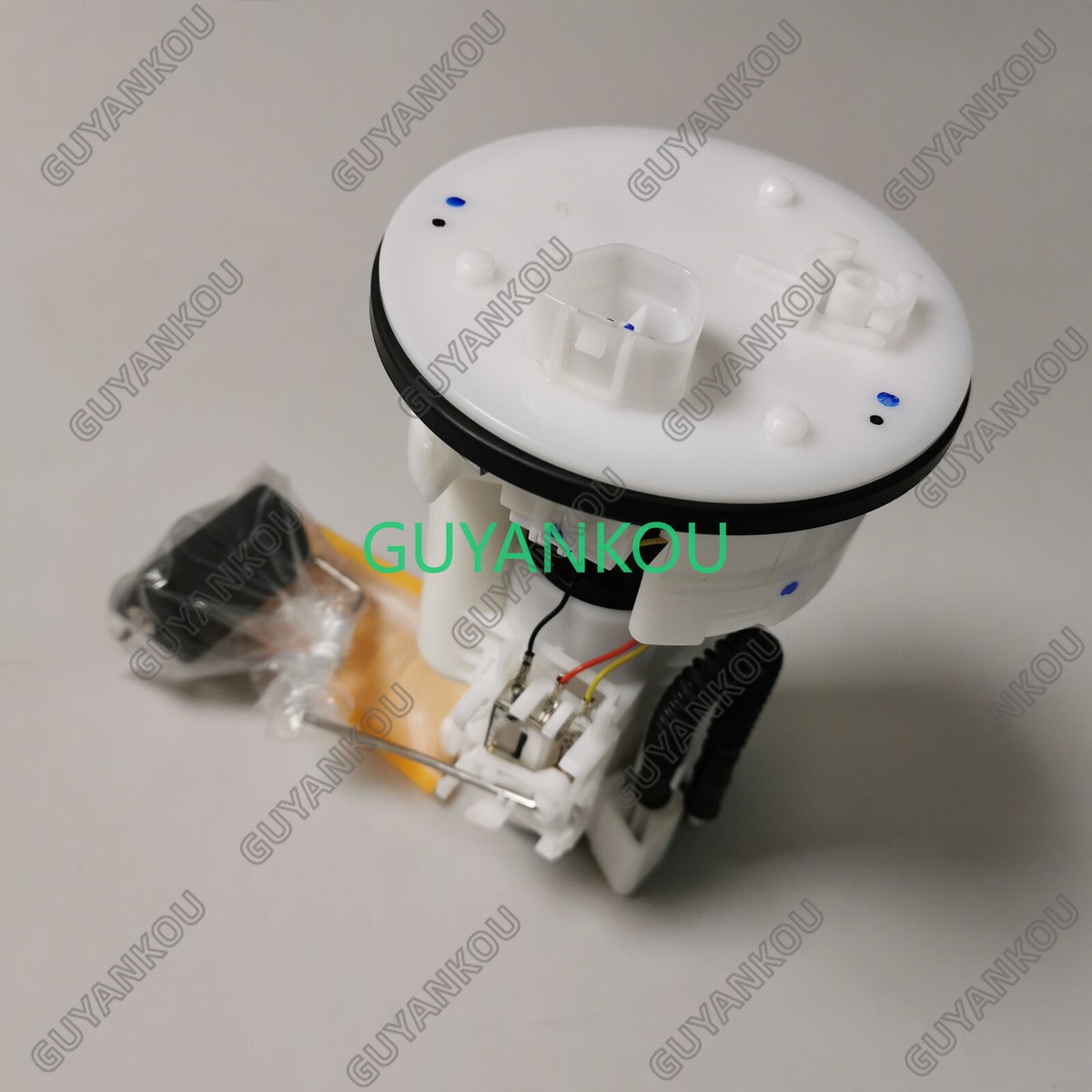 77020-33130 Fuel Pump Assembly Unit for Lexus ES300 Toyota Avalon