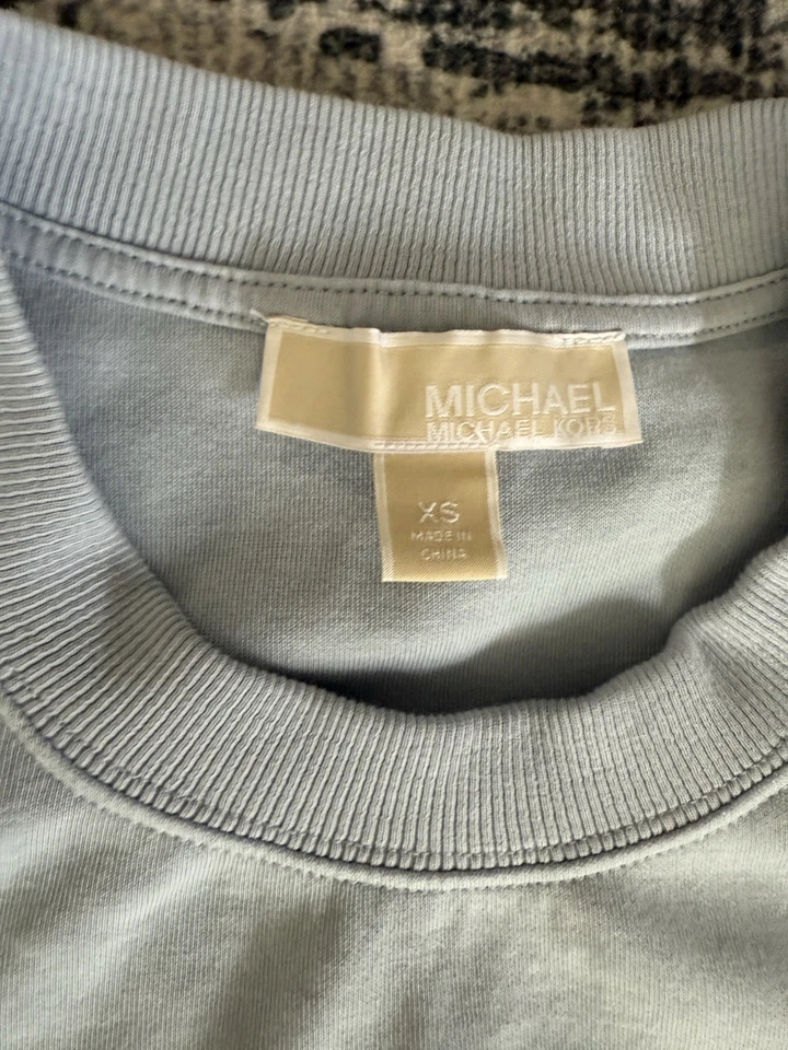 Sudadera Michael Kors azul claro, talla pequeña Foto 3 de 3