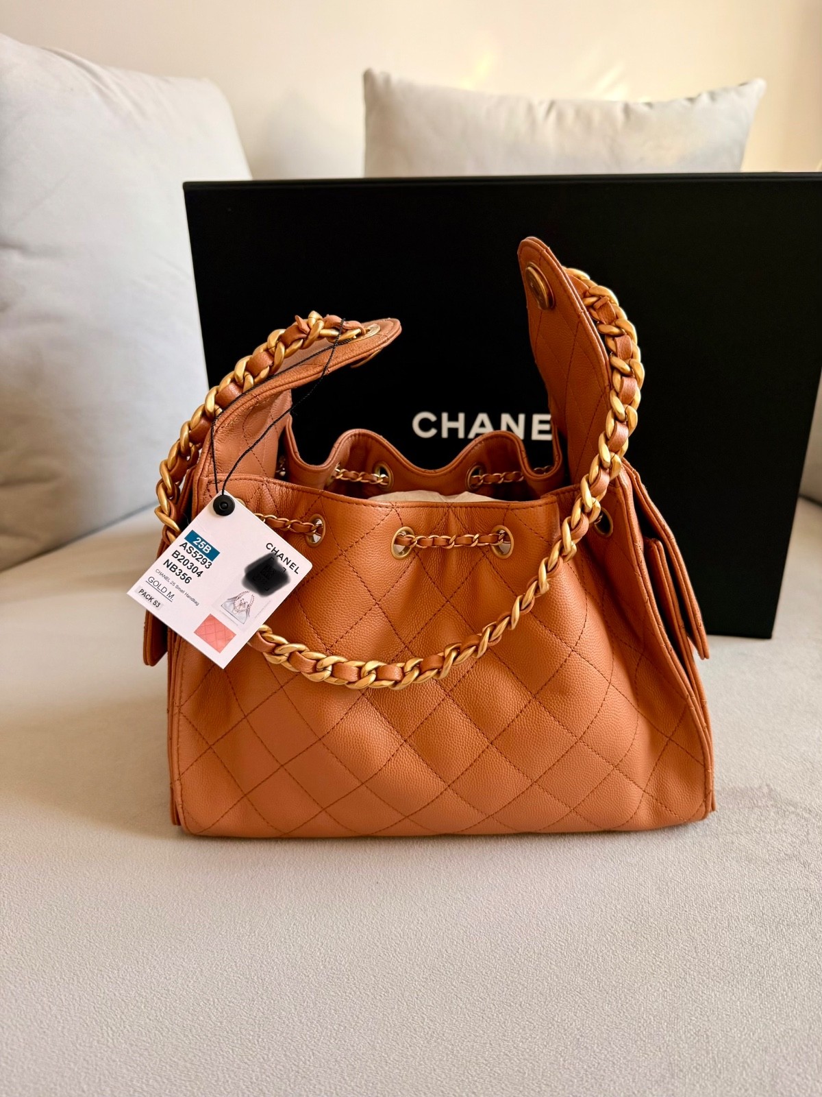 AUTH CHANEL 25 Hobo Bag Small Caramel BNIB thumbnail 2