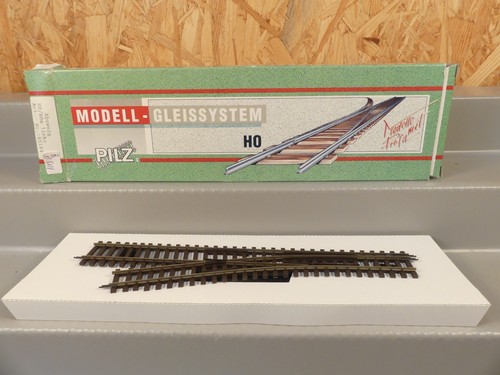 Pilz 85184 Abzweig links H0 H0m Gleise Gleis Anlage Bemo Tillig Roco | Condition: Neu