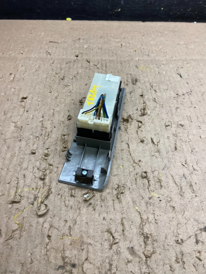 Interruptor de control de ventana lateral de pasajero Nissan Pathfinder 2005 a 2007 T6284 PS Foto 4 de 4