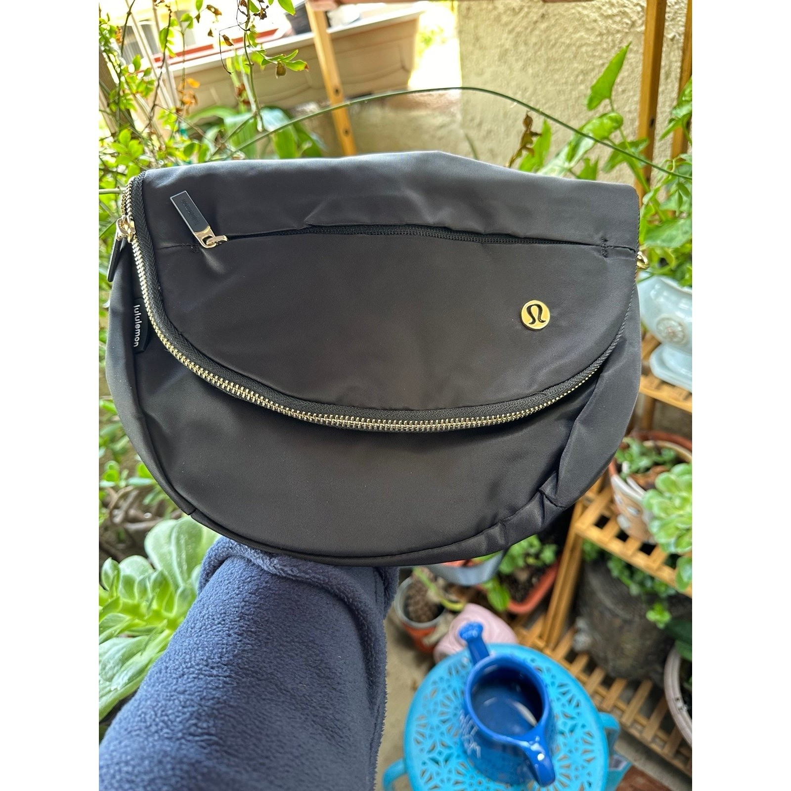Lululemon all night festival bag 5L black and silver new
