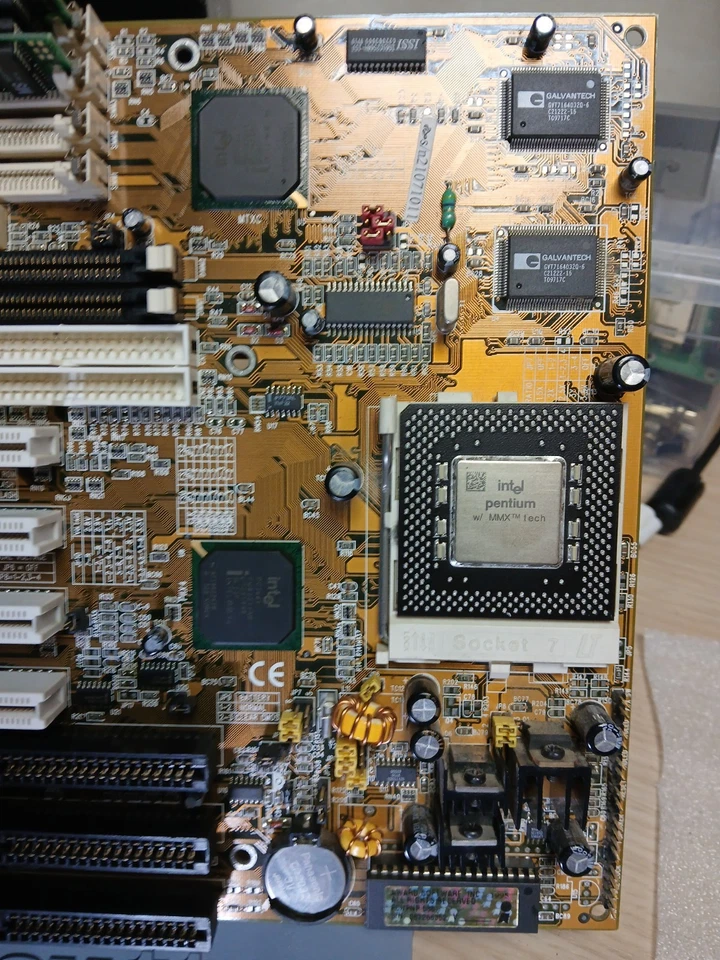 Lucky Star 5I-TX1 ver.1.31 socket 7 + CPU Intel 233MMX + 64Mb - GREAT RETRO PC - Image 2 of 4