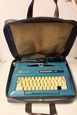 Smith-Corona Sterling Automatic 12 Electric Typewriter Model 3LRC & Case WORKS thumbnail