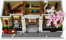 Sealed BNIB LEGO Icons 4014pc Set ✨ Natural History Museum (10326)