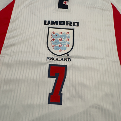 1998 England David Beckham #7 Soccer Jersey Short Sleeve Size M-L