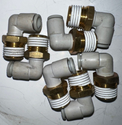 SMC SPORE PUSH-IN 90° ELBOW FITTING 6MM TUBE 1/2''-20 THREAD 145 PSI LOT OF 7*