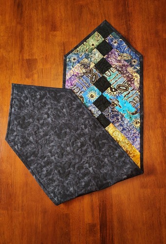 Midnight Sky! NEW HANDMADE Quilted Batik Table Runner - Gold Accents - 12 X 46" - Picture 5 of 10