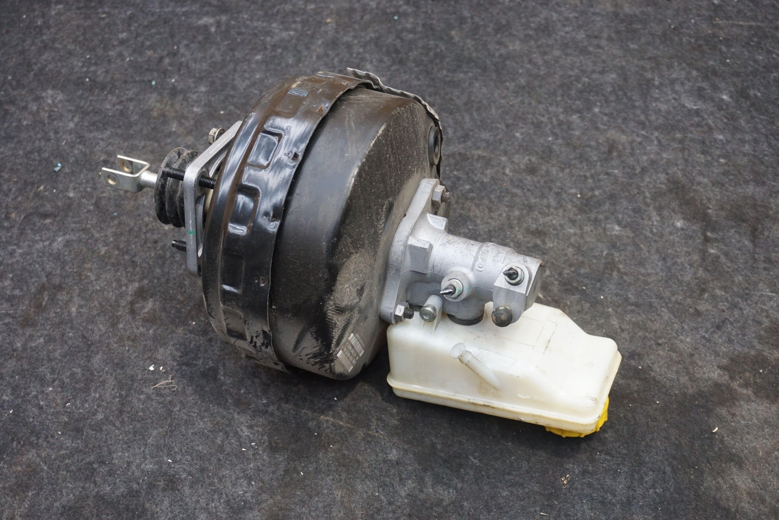 Master Cylinder Brake Booster W/reservoir Ad43-2b195-aa Aston Martin Rapide 2011