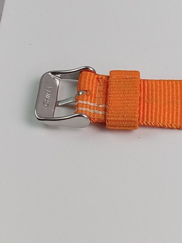 Armbanduhr orange & weiß gestreift Schnallenband rundes Zifferblatt silberfarben - Bild 14 von 20
