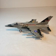 General Dynamics F-16 Falcon U.S. Air Force 6" Diecast Pullback Green/ Gray Camo