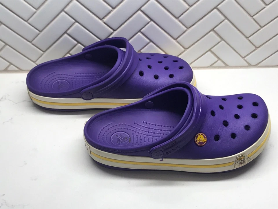 Louisiana State LSU Tigers Crocs Púrpura Hombre Talla 5/Mujer Talla 7” Foto 2 de 4