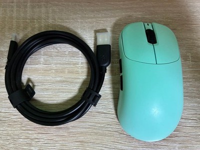VAXEE ZYGEN NP-01S Ergo Wireless Gaming Mouse Mint Color