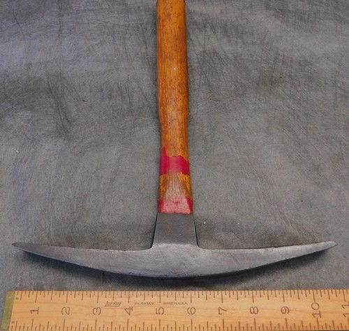 D. Maydole Double Pic Masonry Hammer Antique Stone Mason / Bricklayer Tool
