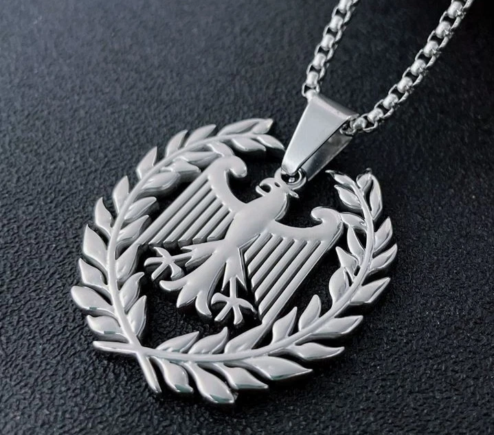 Deutschland Anhänger Bundesadler im Lorbeerkranz mit Edelstahlkette 60cm - Bild 2 von 4