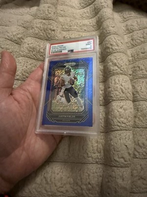 Panini 2022 Prizm Justin Fields Blue Shimmer PSA 9 #47 14/25 Bears