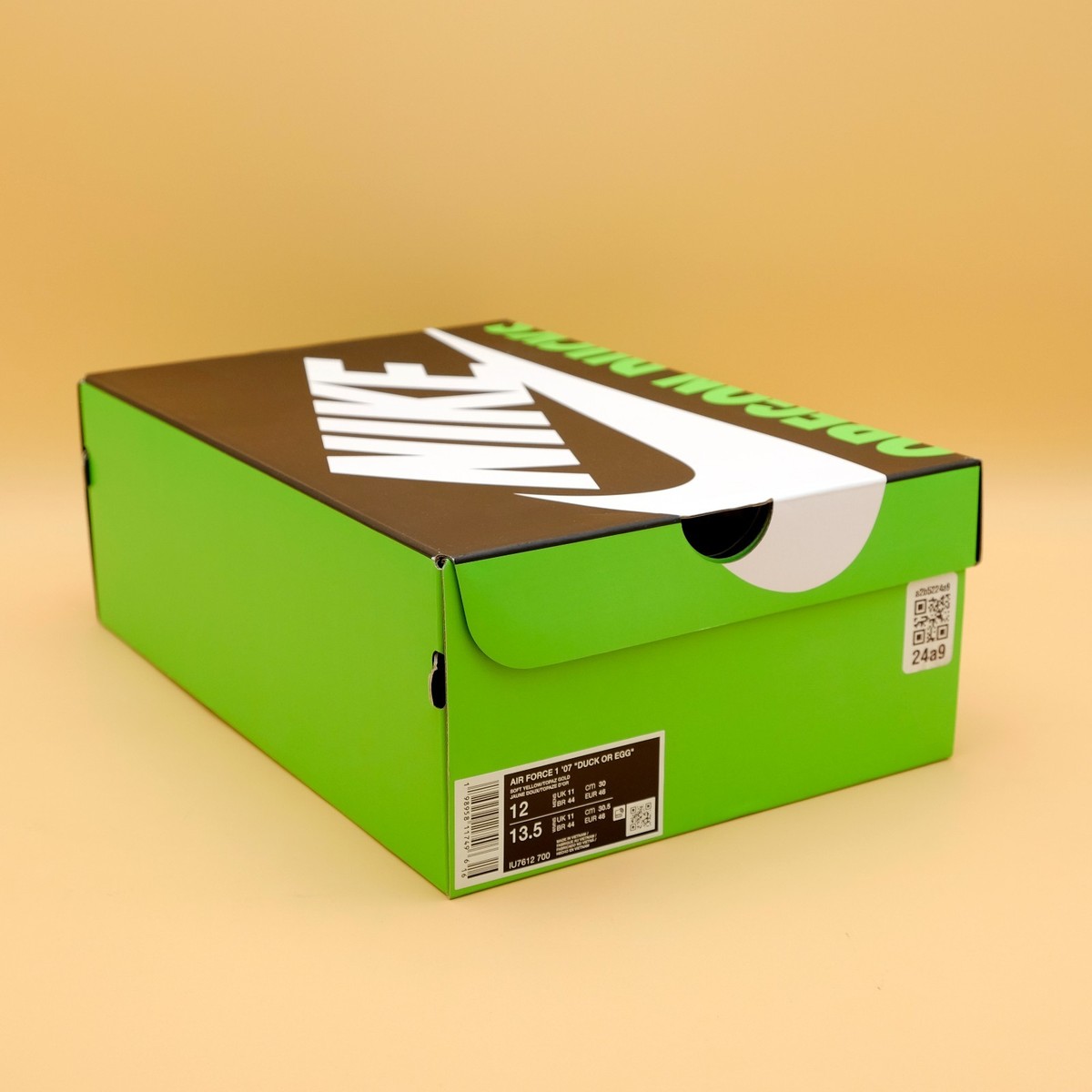 Nike Air Force 1 Duck or Egg tag IU7612 700
Has box Nike-Air-Force-1-Low-Ducks-of-  main image 3