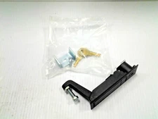 (1)  SOUTHCO FASTENERS C2-20-302-50 / C2 - Lever Latches  - FREE S&H