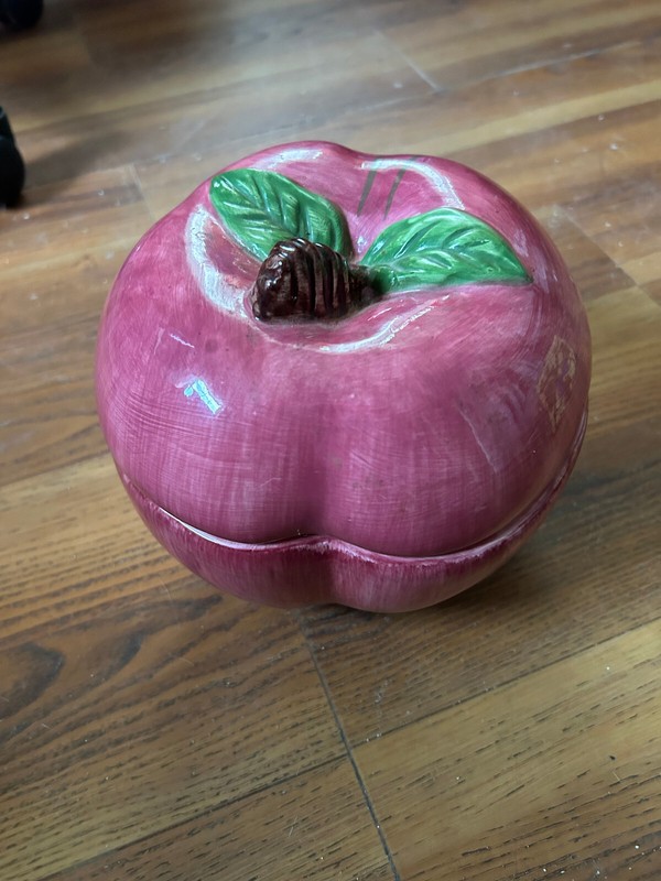 Red Apple Canister CBK