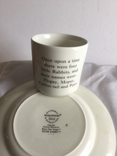 Vintage Wedgwood Peter Rabbit Cup & Saucer Set Made In England - Picture 5 of 24