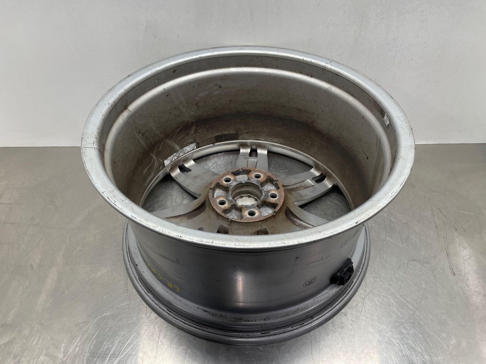 2014 Maserati Quattroporte Aluminum Alloy Wheel Rim Rear OEM 20x10.5" (No Tire)
