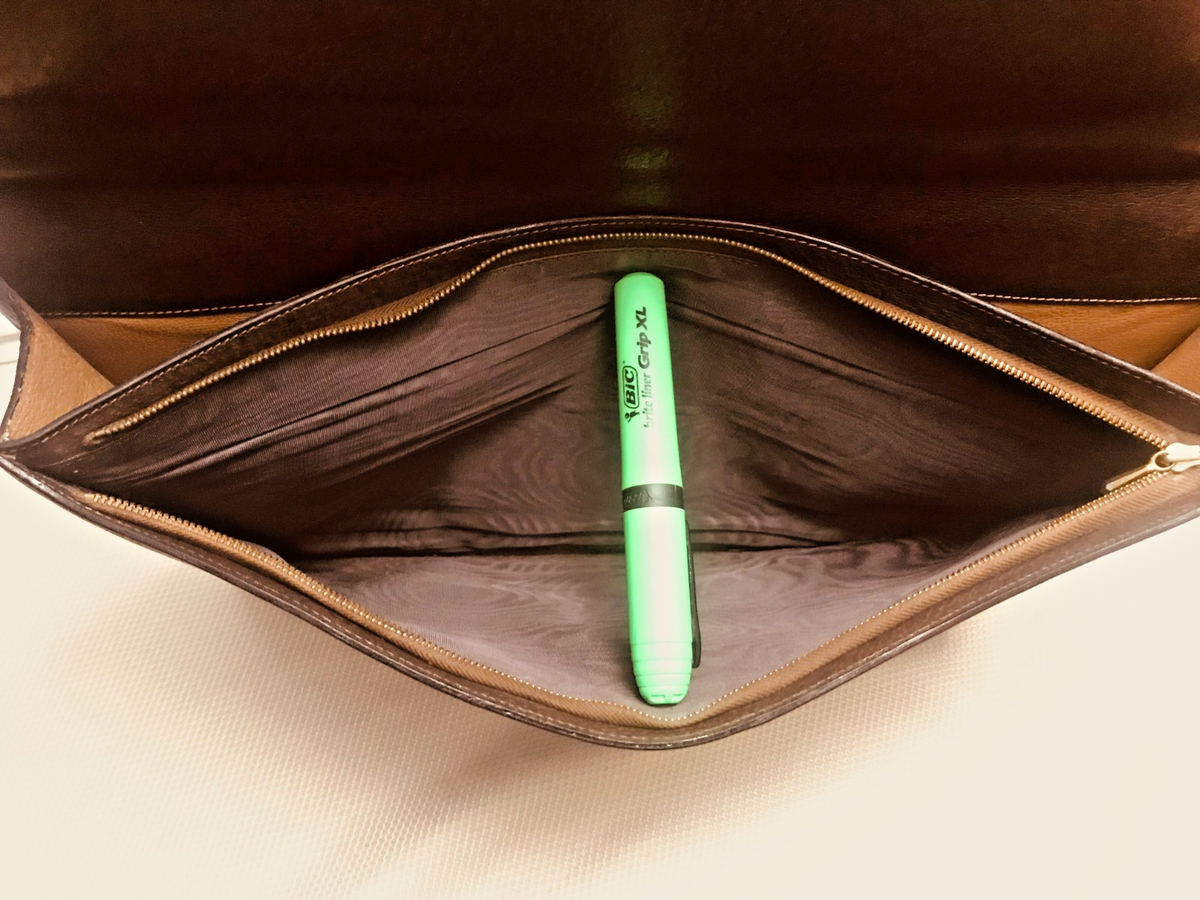 GUCCI of MILANO Brown Leather Briefcase / Portfolio / Document Bag