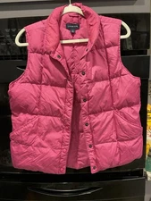 Lands' End Puffer Vest Jacket Womens Medium 10-12 Pink Snap Up Nylon Down Filled