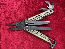 Leatherman Signal Coyote Tan 11 Tool Multi-Tool Pliers No Sheath 2022 Used (460)