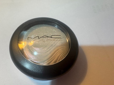 MAC OPALESSE LIDSCHATTEN EXTRA DIMENSION
