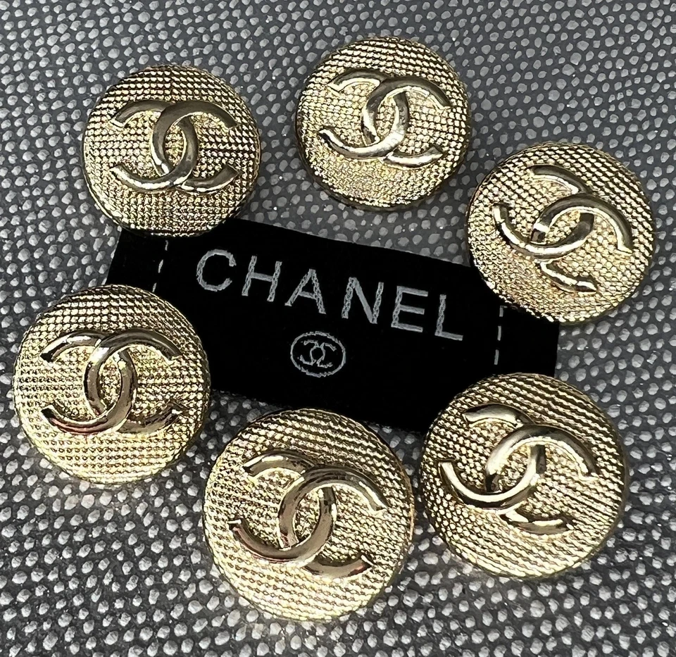 Ø 25 mm Set 6 Knöpfe Chanel CC Ersatzknöpfe Metall Gold Farbe Knopf Gestempelt - Bild 4 von 4