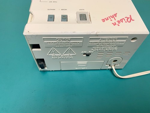 Radio Shack Realistic Rise N Shine Am Fm Radio Alarm Clock W/headphones 1988 - Picture 6 of 10