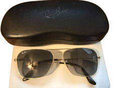 Ray Ban 58mm 15 Gold Tone sunglasses and Original case etched lense GC READ