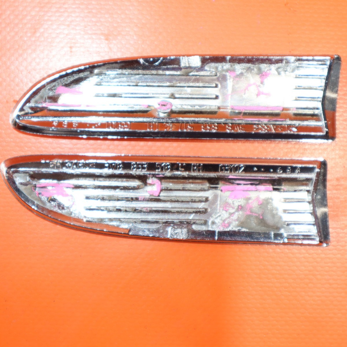 BENTLEY GT FENDER CHROME TRIM RIGHT LEFT 2009 2010 2011 3W8 853 518 H OEM