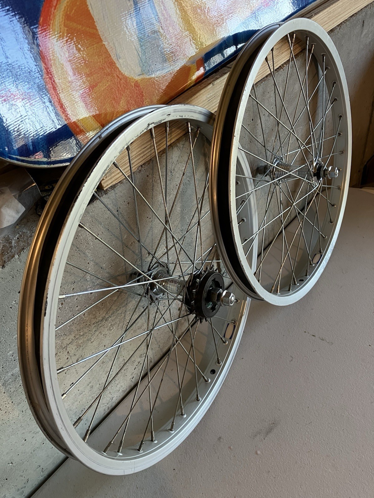 Vintage GT Race Lace Sealed Mechanism Hubs W- Araya 7X Old School BMX Rims