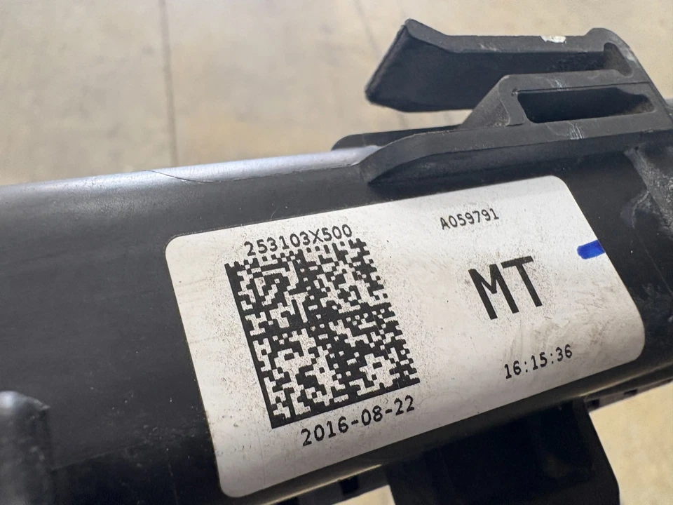 2014, 2015, 2016 Hyundai Elantra & 2015-2018 Kia Forte Aluminum Radiator, OEM Foto 4 de 4