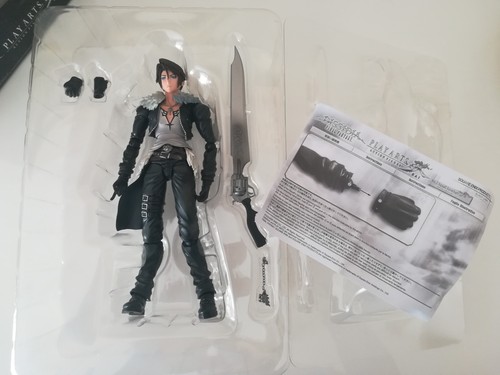 squall leonhart Final Fantasy Dissidia play arts square enix action figure - Imagen 4 de 6