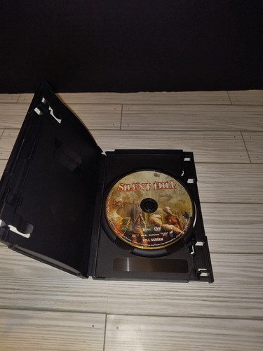 Silent Hill DVD Movie 2006 Widescreen Tri Star Horror Blockbuster Case - Picture 4 of 6