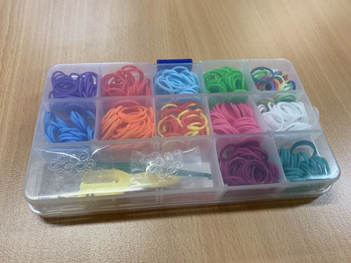 DIY Rainbow 12 Color Loom Band Kits, Plastic Case Easy Package, AU Stock - Picture 4 of 8