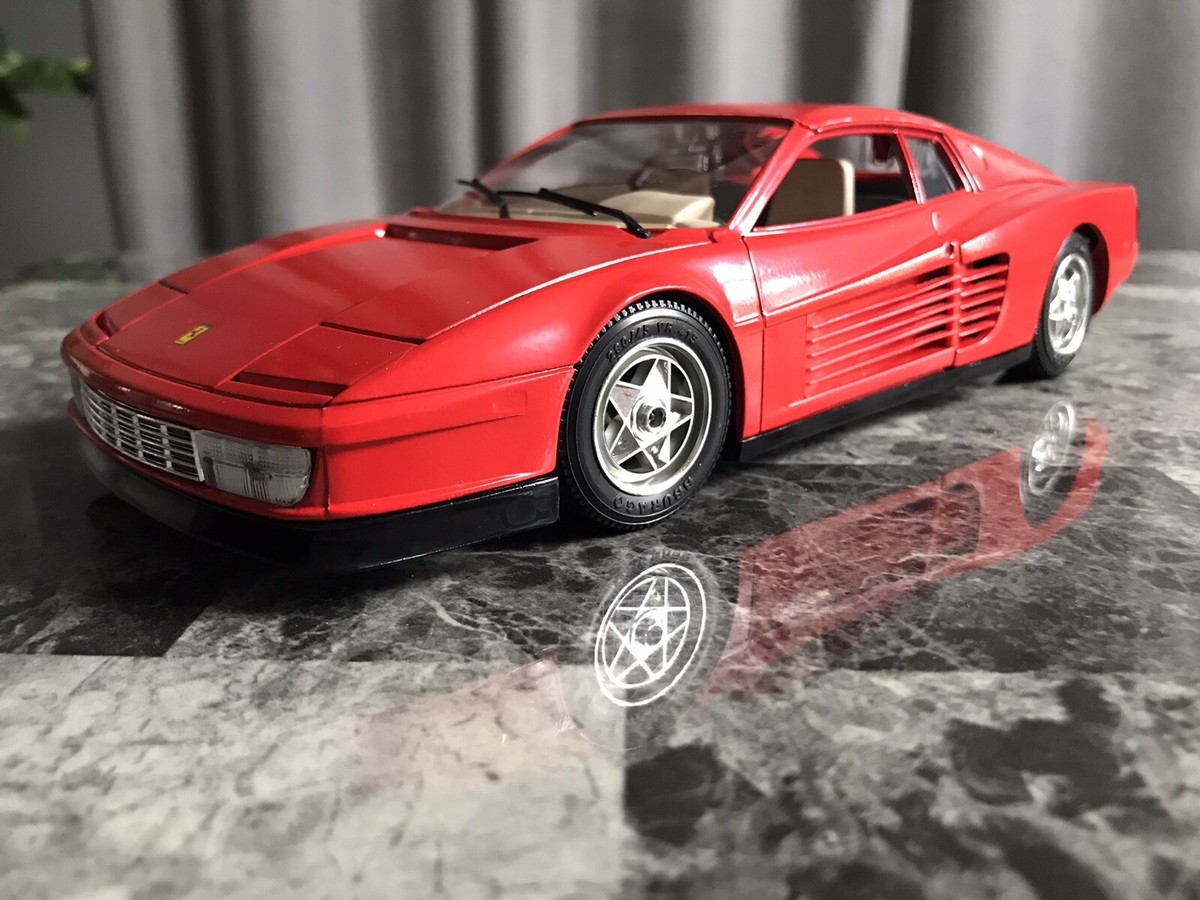 19,800→10,800 テスタロッサ　1984 イタリー製　BBURAGO BURAGO 1/24 Ferrari Testarossa 1984 Italia`90 1990 World Cup