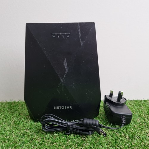 Netgear Nighthawk X6 AC2200 Tri-Band WiFi Extender - Black Mode EX7700