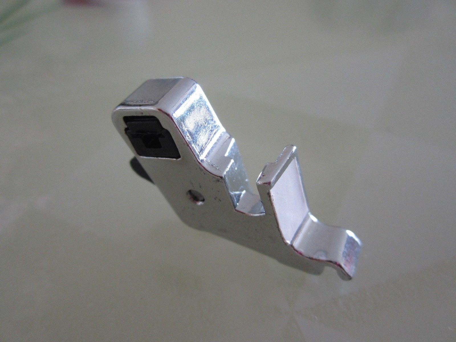 2 pcs Presser Foot Shank Foot Holder Adapter Babylock, Brother Singer 