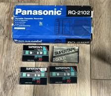 Panasonic RQ-2102 Lettore di Cassette Portatile Slim Line, Registratore con 4 SuperTape