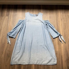 A Pea in the Pod Light Blue Chambray Cold Shoulder Dress Maternity Size Large