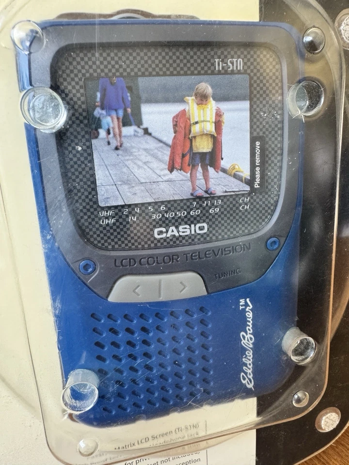 New Eddie Bauer Casio SY-21 Water Resistant Portable Color 2.3" LCD Analog TV - Image 2 of 4
