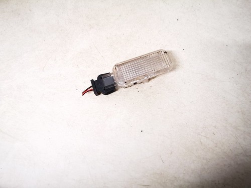 3b0947415 Innenraumleuchte Leseleuchte  Volkswagen Passat DE1349975-00