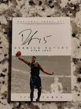 2014-15 Panini National Treasures Signatures Derrick Favors /49