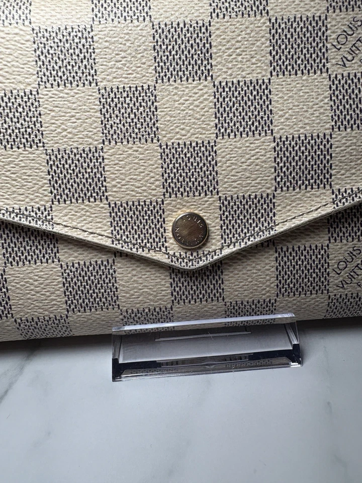 Auténtica billetera sobre LV Louis Vuitton Damier azul usada en excelente estado (vendedor de ee. uu.) Foto 3 de 4