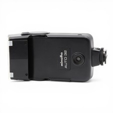 Minolta Auto 32 Flash Gun Hot Shoe On-Camera Speedlight With Center Contact