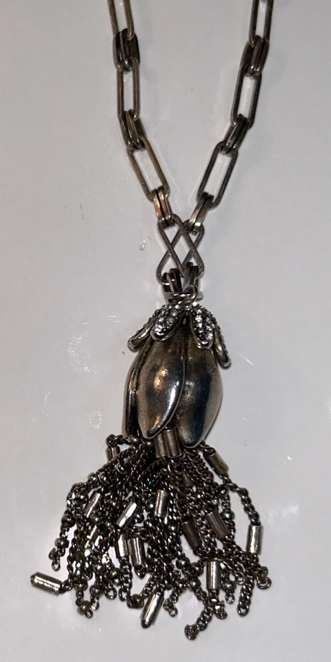 "Collar colgante vintage con borla de tulipán de plata J.Crew con tapa floral de cristal 34-38""" Foto 2 de 4